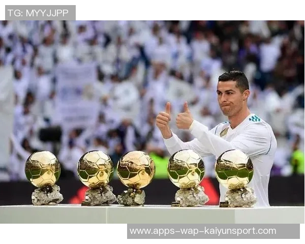 皇马致敬迪斯蒂法诺超级金球奖获奖36周年独一无二的历史传奇